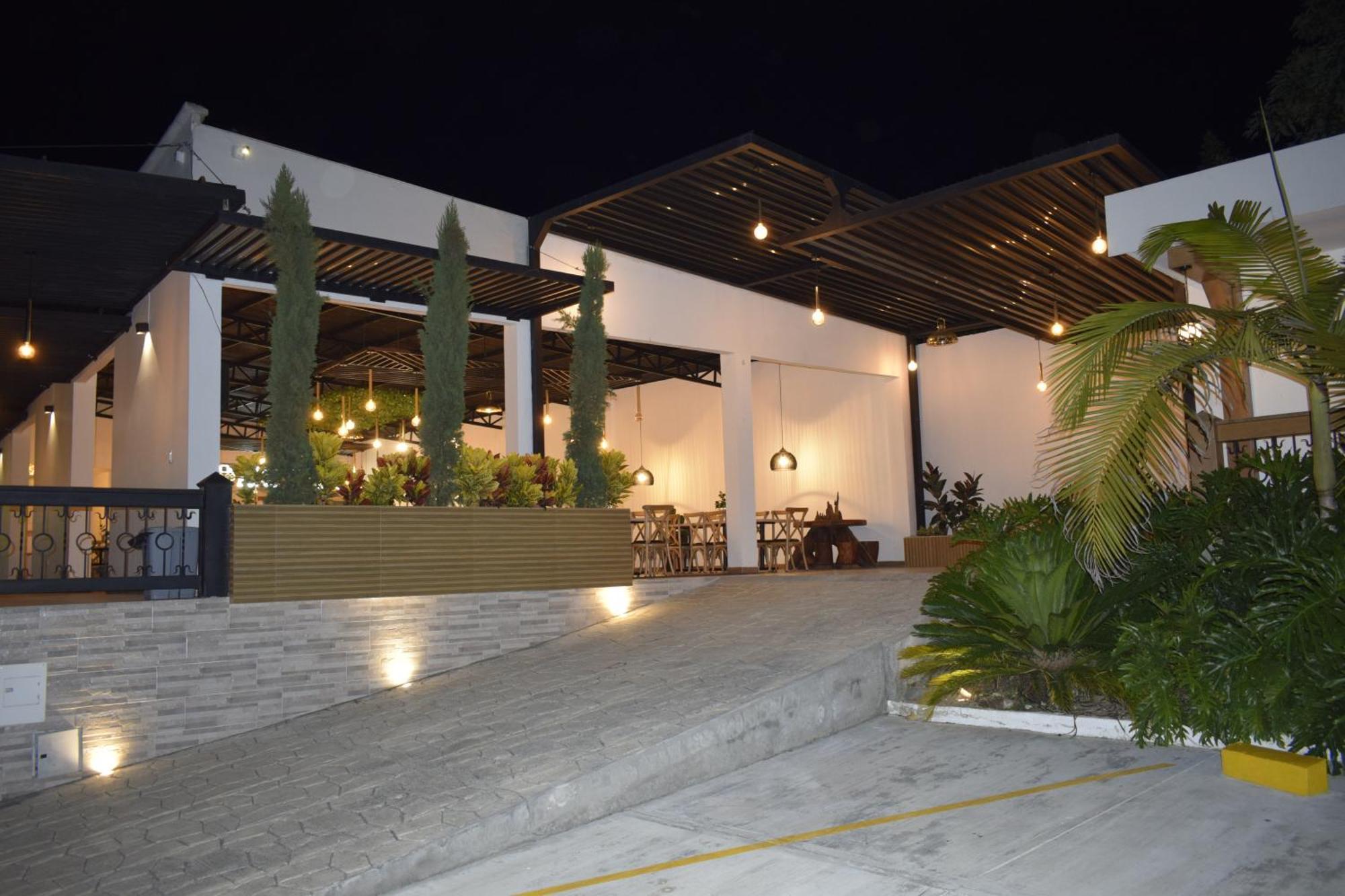 Hotel Gran Plaza San Agustin Екстериор снимка
